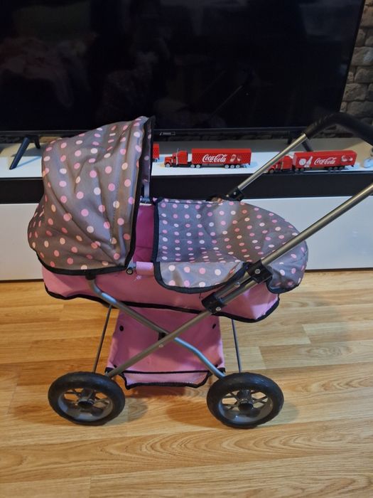 Количка за кукли