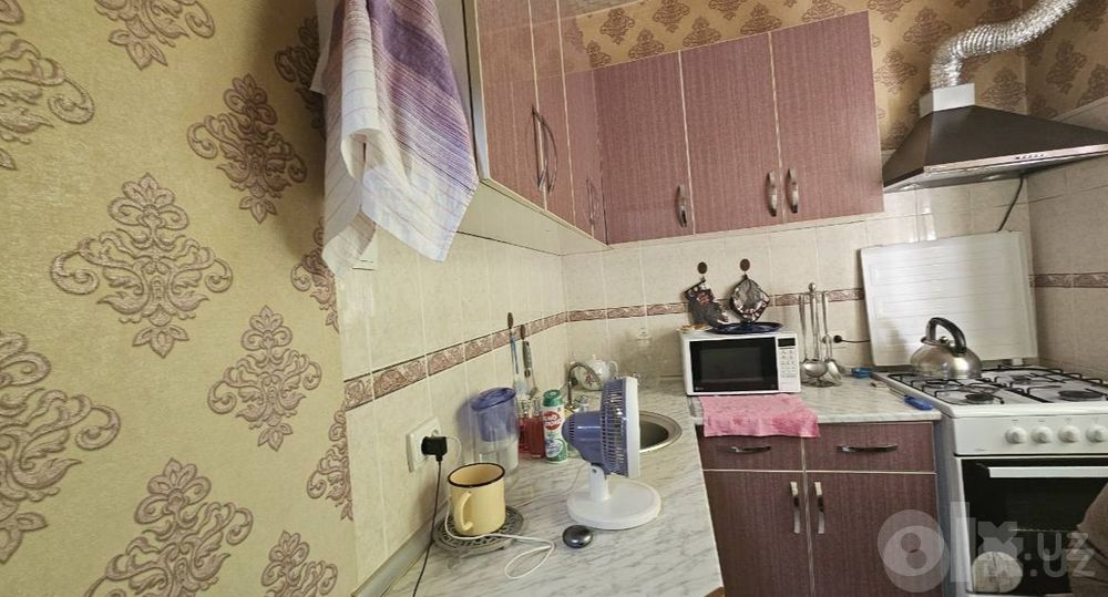 Продается 2/2/4 на мв.Феруза