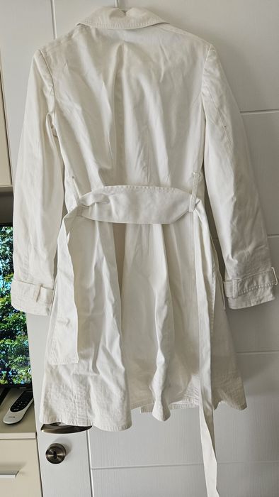 Trench Zara alb cu cordon