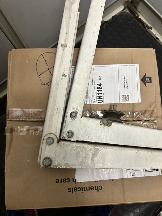 Стойка за климатик дебела стомана