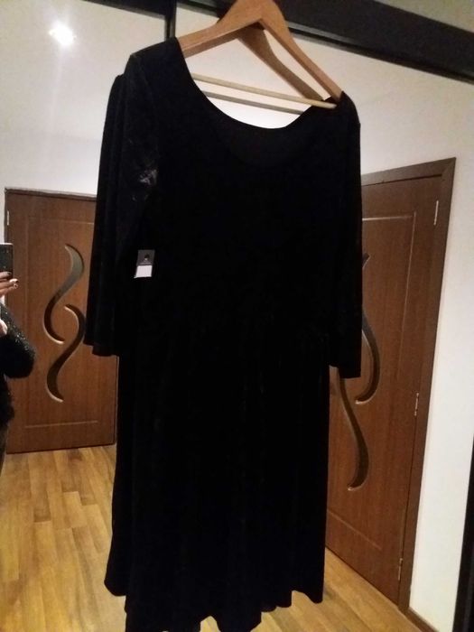 rochie din catifea neagra marimea 42-44