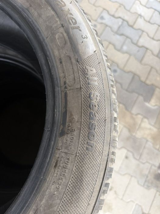 Гуми 215/55/17  всесезонни Kleber