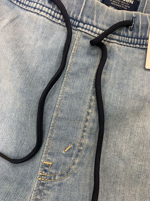 Levi’s • Denizen