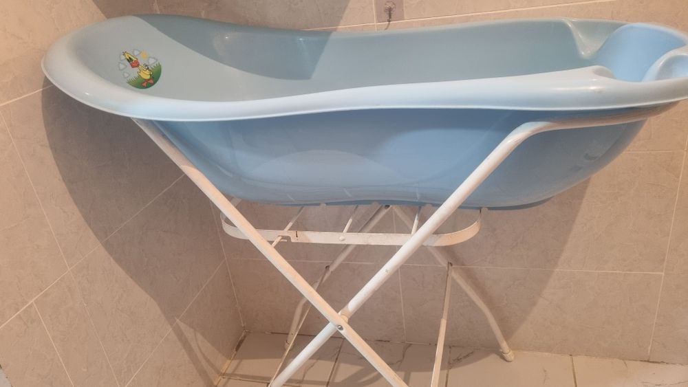 Продам ванночку для купания