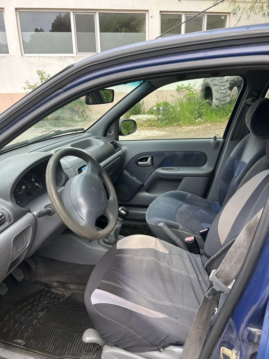 Renault Clio 1.2 Бензин
