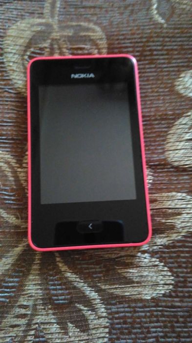 Продам смартфон Samsung j1 , Nokia