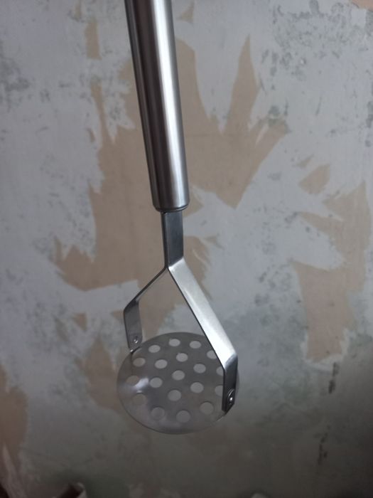 Толкушка  для  картофеля !