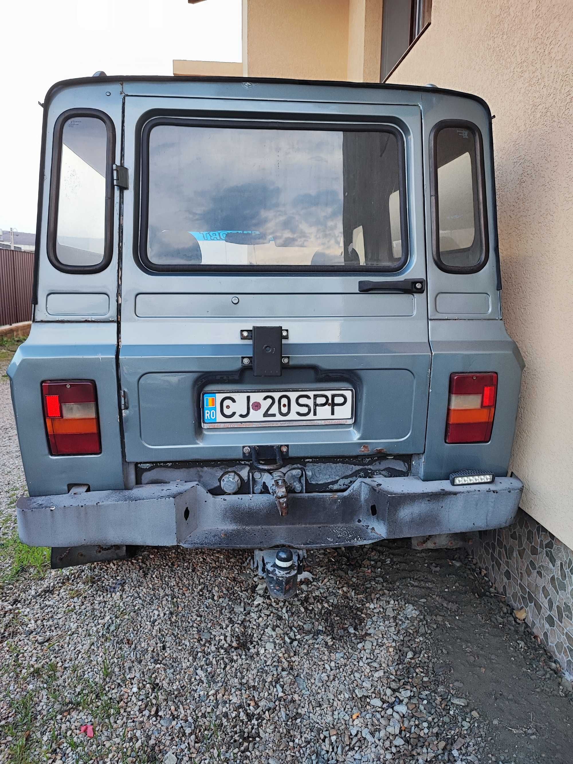 Vând ARO 243D an 2000 motor Isuzu.