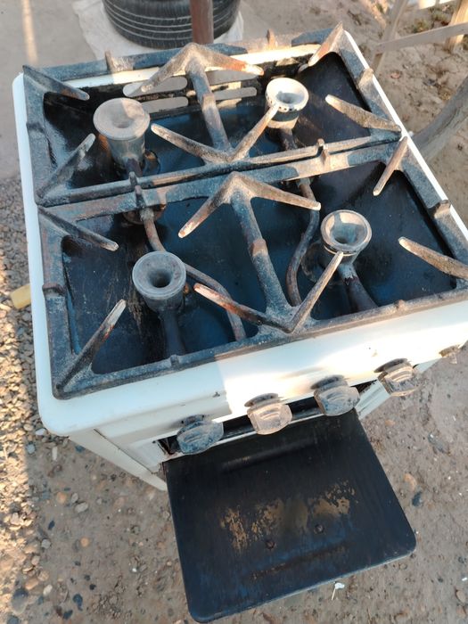 Gaz plita 4 kuzli duxovkasi ham ishlaydi.