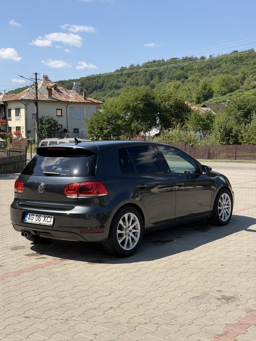 VOLKSWAGEN Golf 2011 — imagine 4