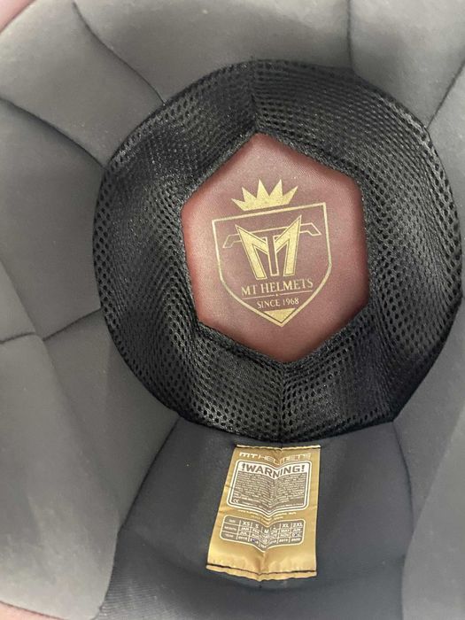 Каска MT Helmets Le Mans