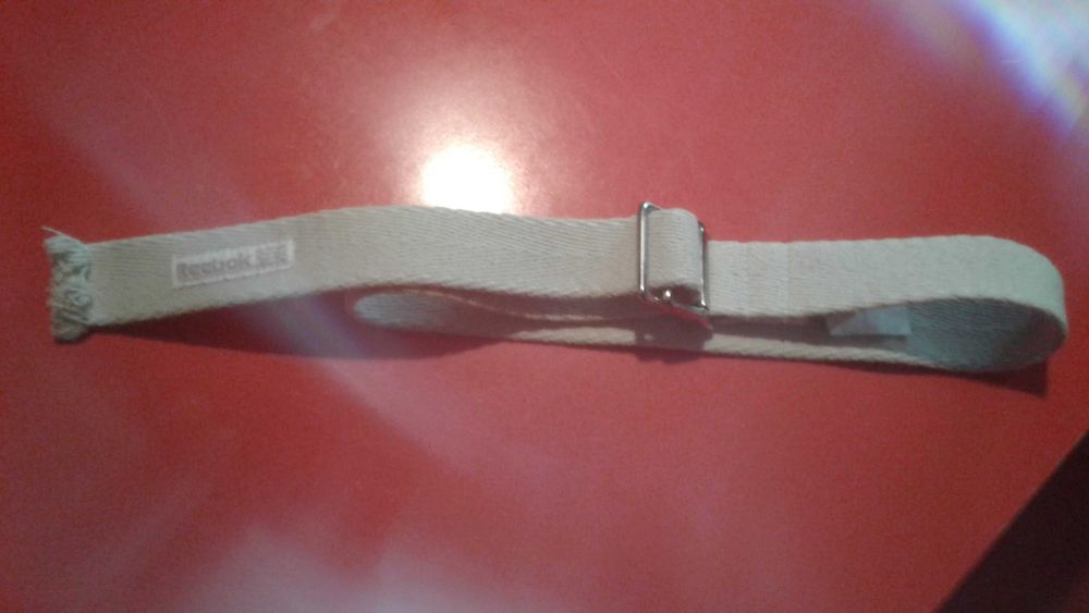 Продам джинсы+джинсовое боди+ремень