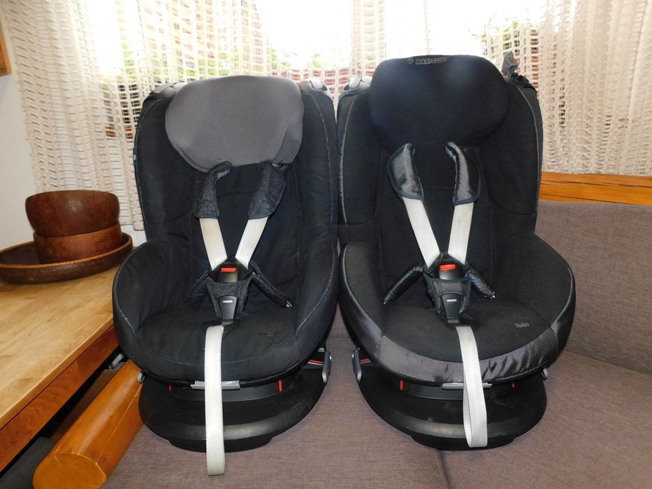 Scaun auto Maxi Cosi Tobi grupa 9-18 kg / 2 buc