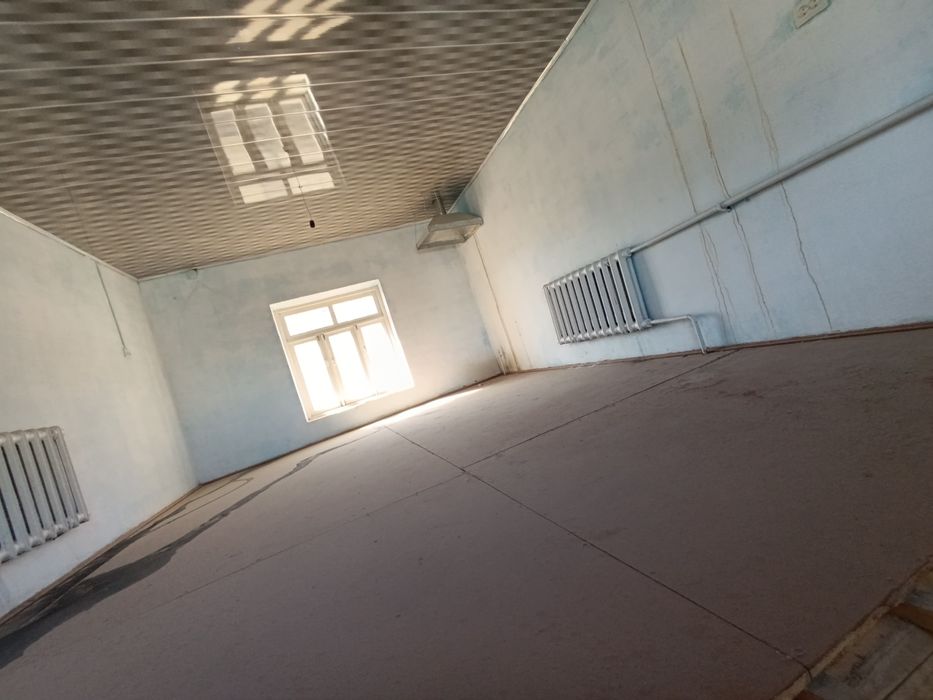 Каттакургон ш Алишер Навоий 191 уй срочно сотилади гараж описанияни ук