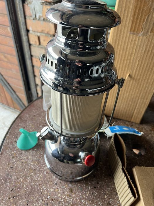 Газова лачпа чисто нова