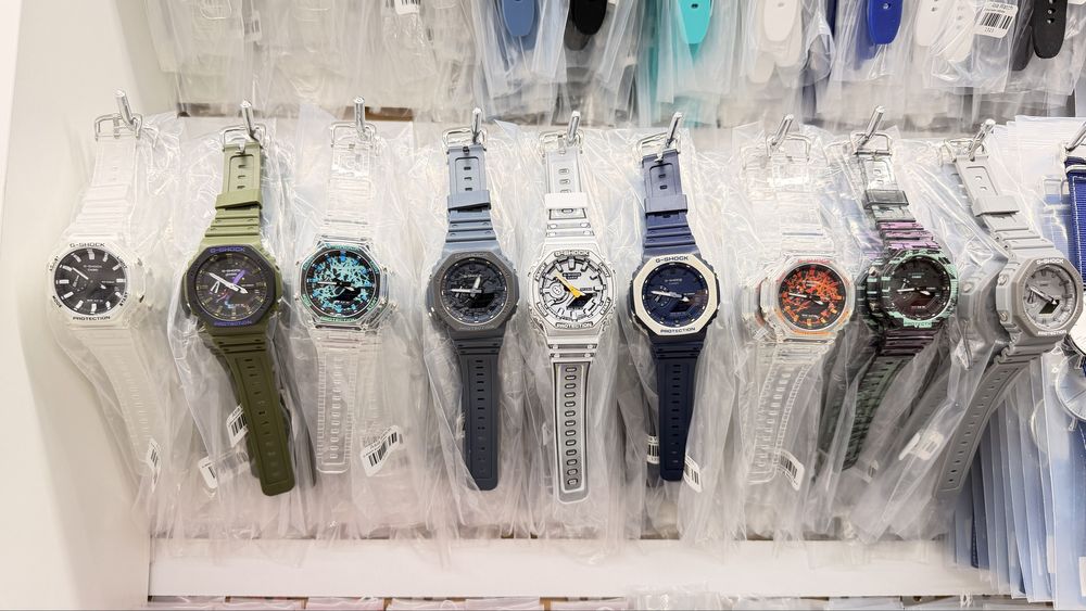 Casio G-shock первый экземпляр с миром