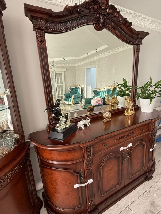 Продам гарнитур