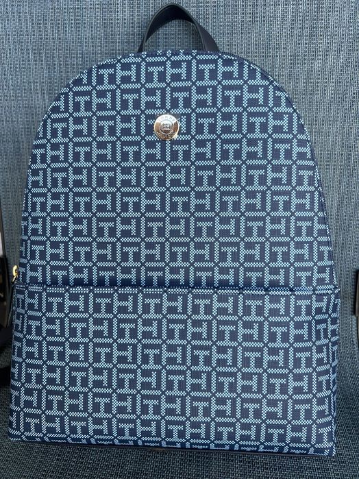 НАМАЛЕНИЕ 139 лв не 229 лв Tommy Hilfiger оригинална раница