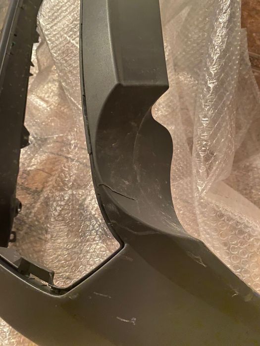 Бампер RAV4 Буу ……………