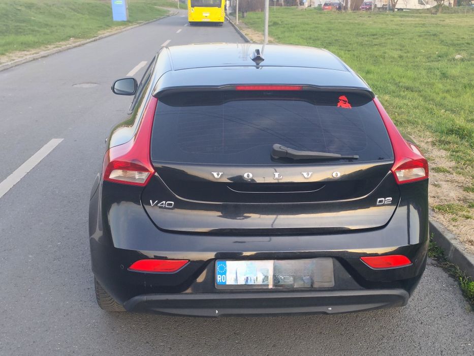 Volvo v40 /D2/2014