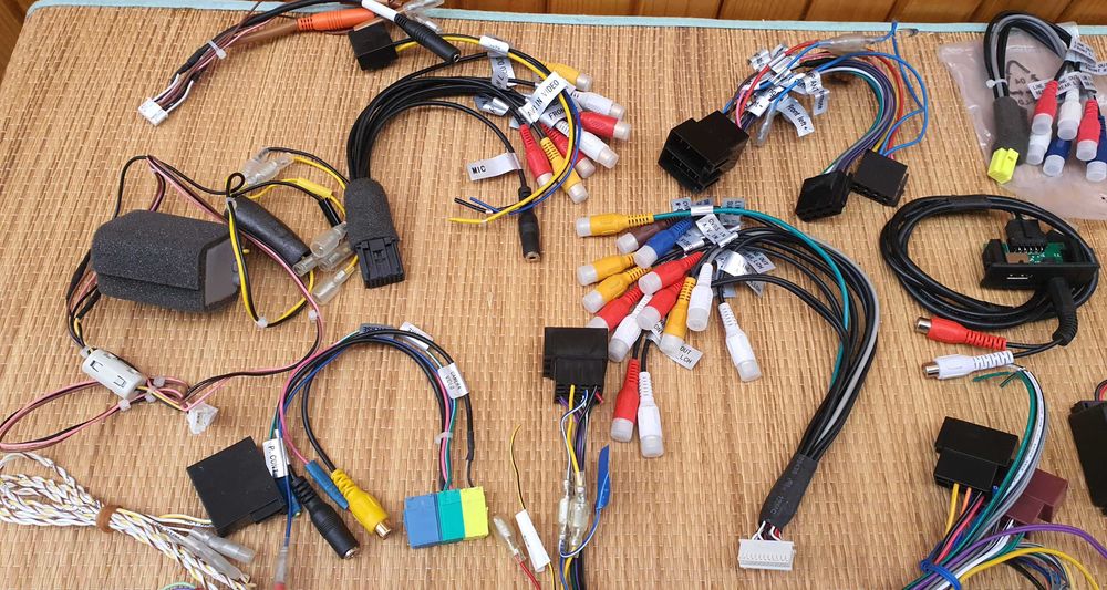 Echipamente audio pentru multimediaplayere Pioneer, Alpine, Zenec, etc