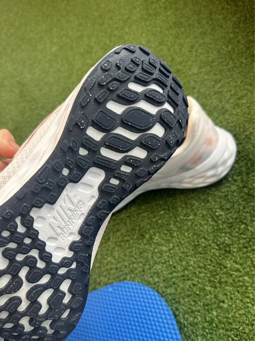 Спортни обувки Nike