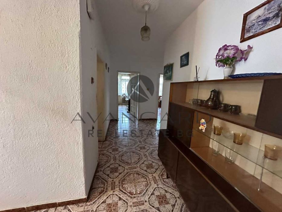 Продава се Къща в с. Калековец, Област Пловдив - 314 кв.м за 1170 €/кв.м - Снимка #9