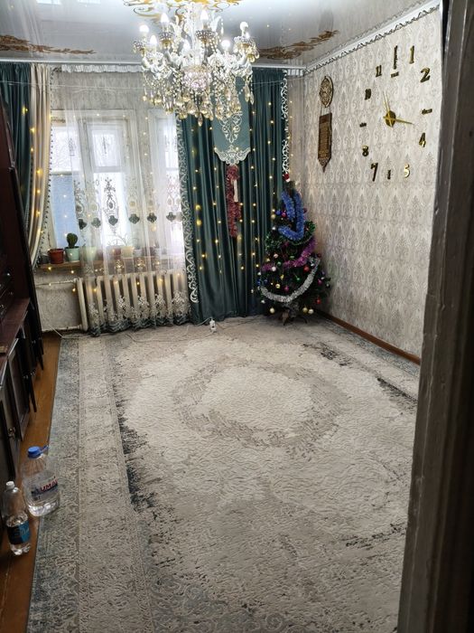 Продаеться квартира 3 комнатная