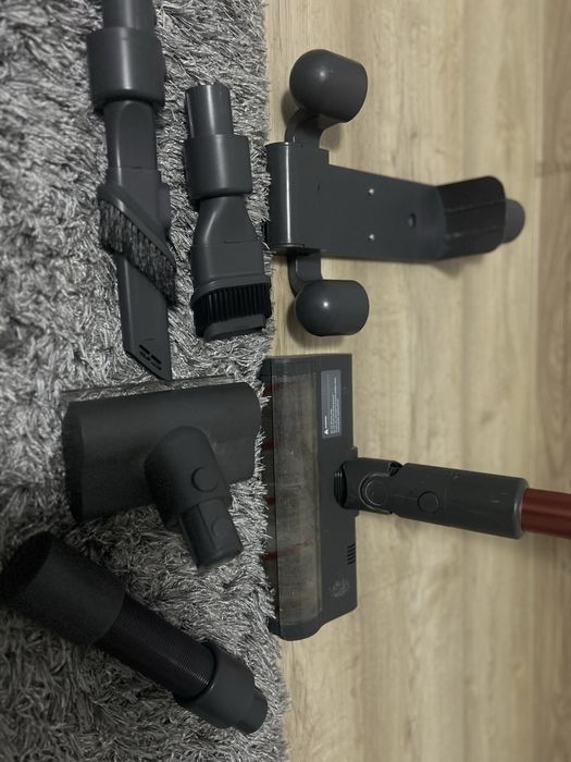 Aspirator vertical Dreame V11