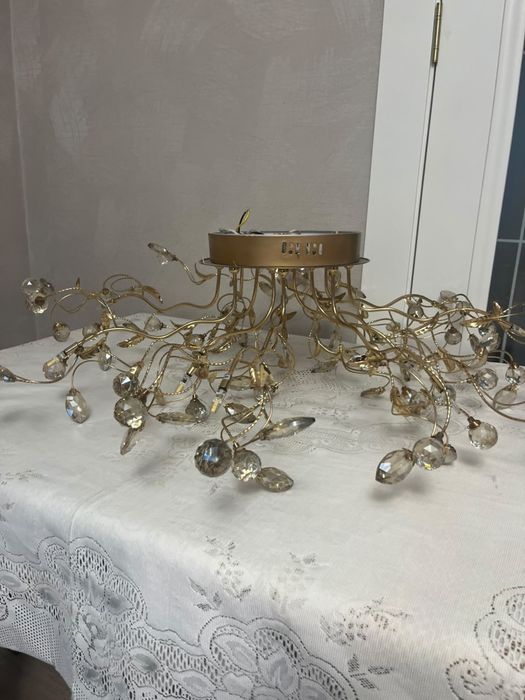 Продается, люстра