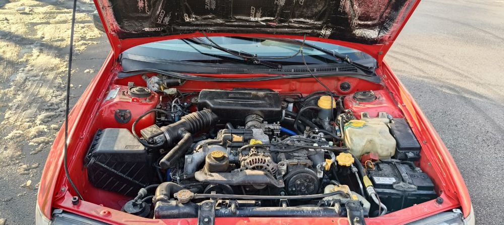 Subaru Impreza  красный