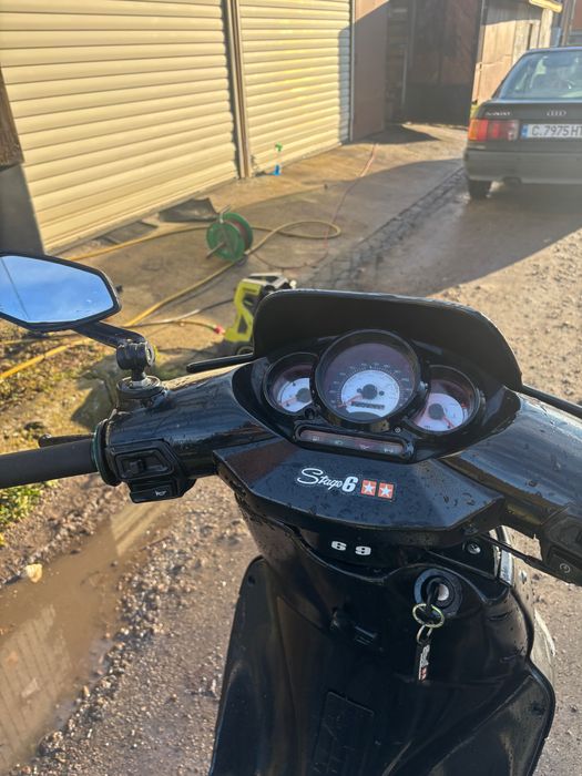 Aprilia sr 70 racing