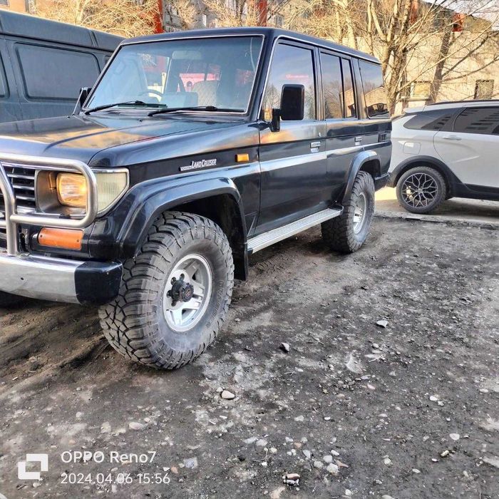 Продам машину Land Cruiser Prado