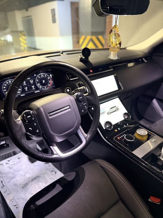 Range Rover velar p 250