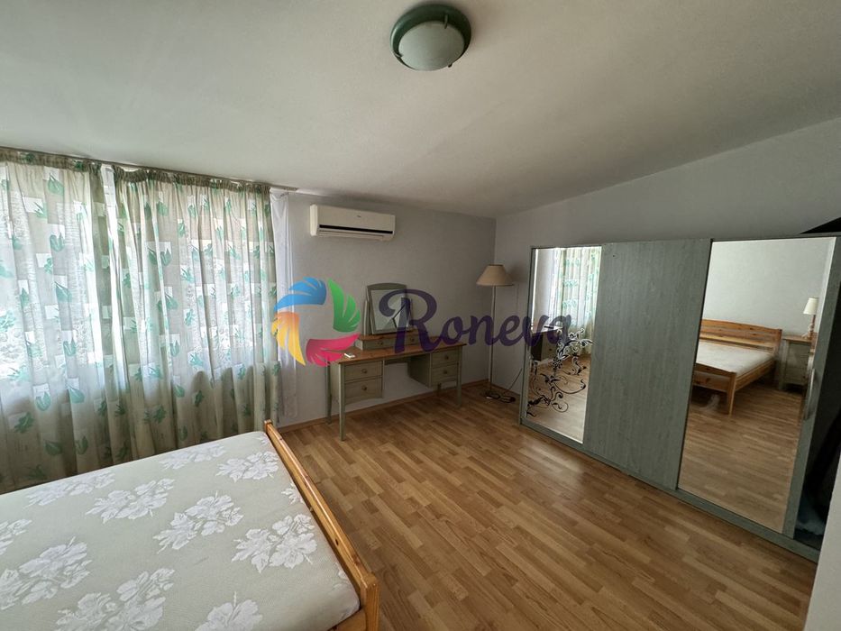 Дава се под наем Тристаен апартамент в Варна, Център - 83 кв.м за 612 € - Снимка #2