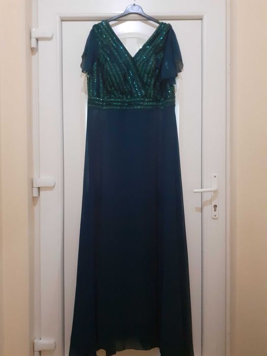 Дамска официална рокля, размер 48.