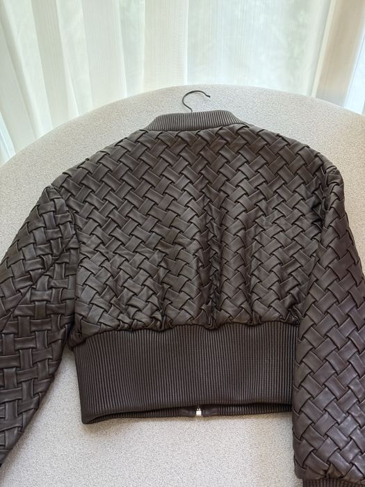 Продам куртку Bottega Venetta топ-люкс