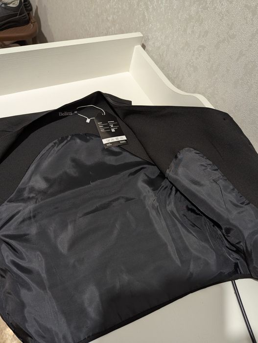 Жилет чёрный размер 42