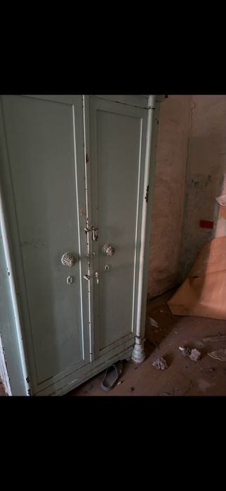 Продам сейф старейный