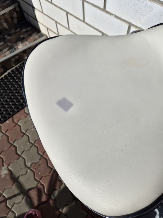 Set masa cu scaune bar