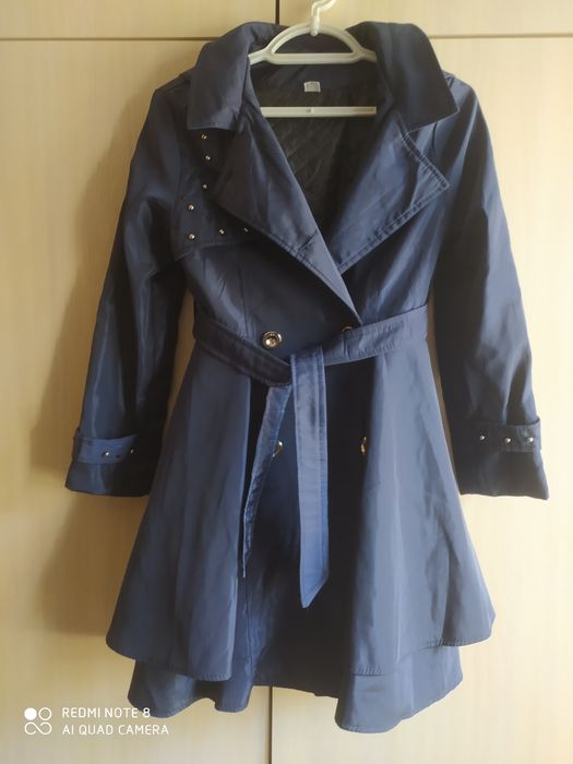 Плащ на девочку на 8-10  лет