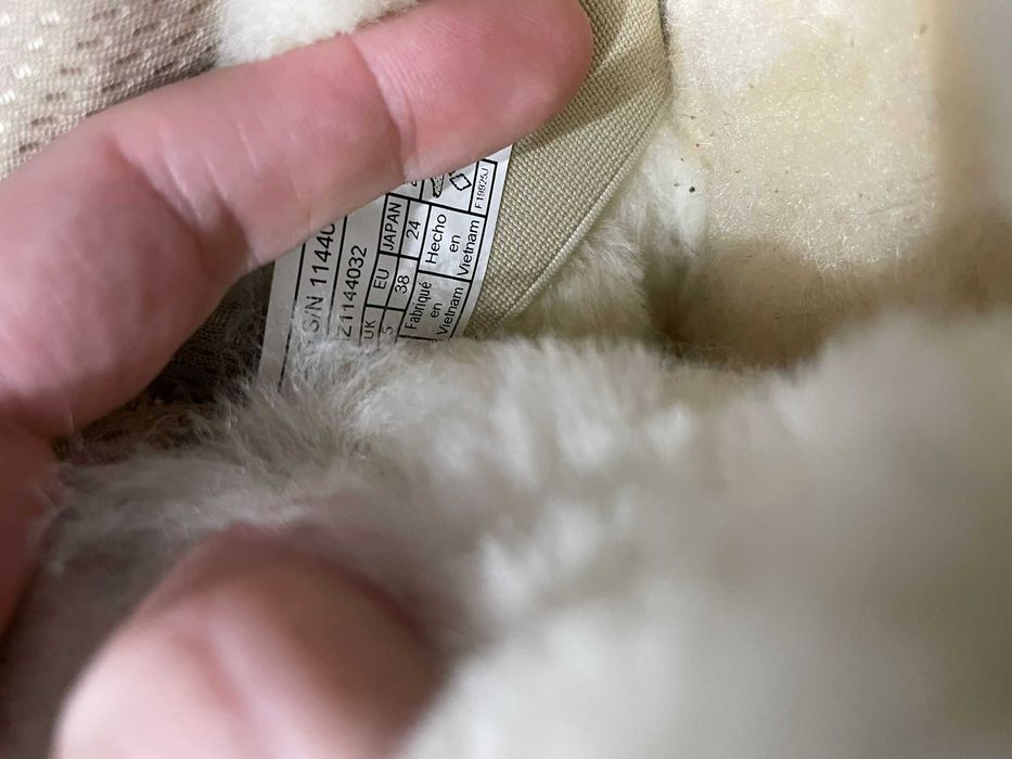 UGG Lowmel Chestnut Maro 38 Noi Nepurtati