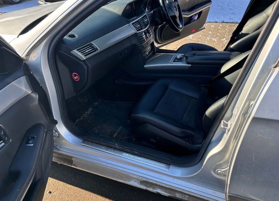 Mercedes E-Class AMG на части