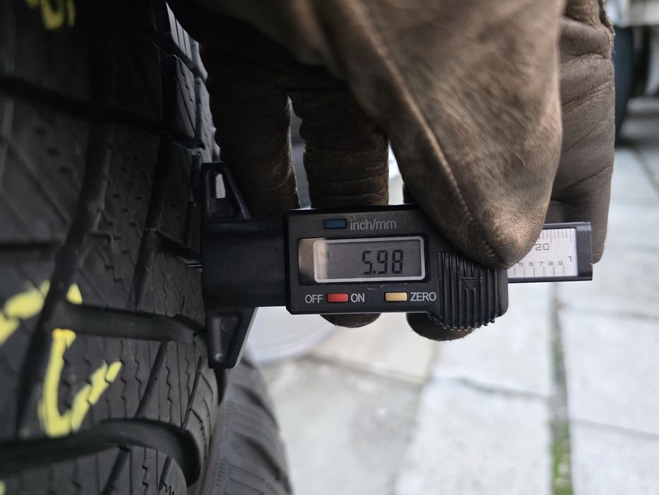 2бр Зимни гуми 205 55 16 - Hankook - DOT 2022