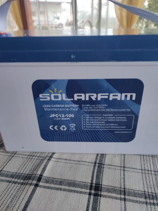 Зарядно за всички видове акумолатори 12V