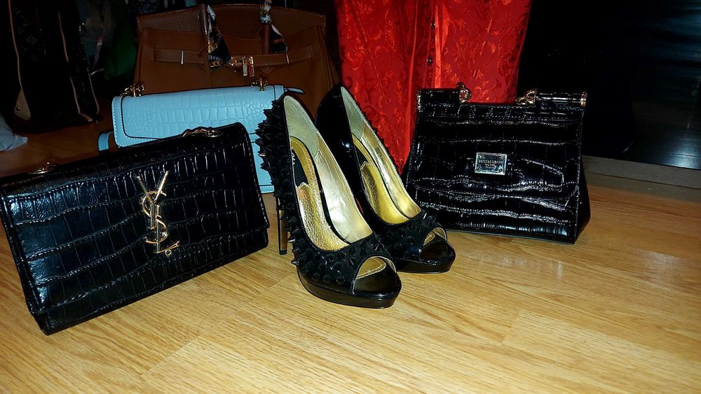 Дамски обувки на висок ток