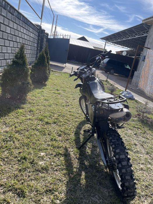 Продам эндуро 06 на 172 моторе пробег 800км