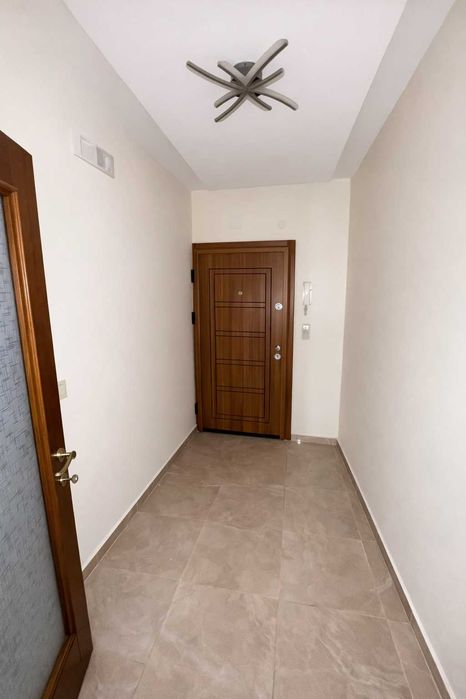 Дава се под наем Офис в Пловдив, Кършияка - 200 кв.м за 1645.77 € - Снимка #2