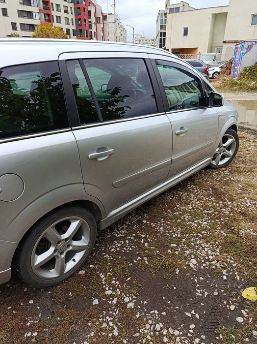 Opel Zafira 1.6 gas