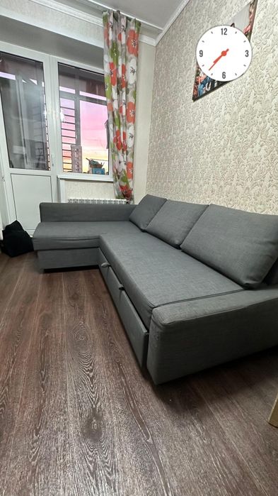 Срочно продам раскладной диван!